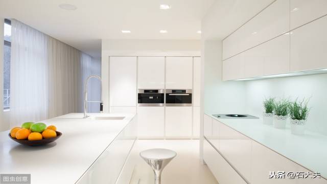 了解石英石的開裂位置才能有效的進行石材養護 了解石英石的開裂位置才能有效的進行石材養護